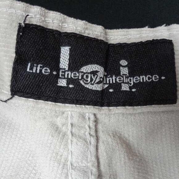 L.E.I. LEI BEIGE OFF WHITE CORDUROY SHORTS WOMENS JR SIZE 9 L242 - Picture 7 of 8
